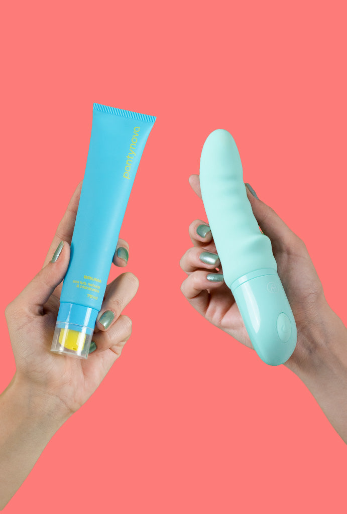 Kit Lubrificante íntimo Bruma e vibrador First, pantynova | Sex Shop Produtos Eróticos Online